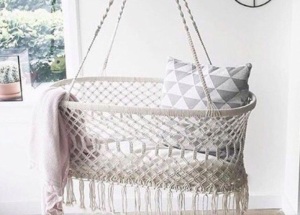 Macrame Hanging Cradle/Bassinet (Creamy White). Appears New