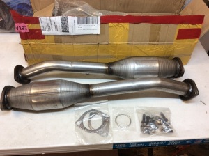 Rear Pair - Catalytic Converter Set for Nissan Frontier 2005-2011. E-Commerce Return. Appear New