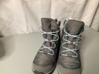 Keen Women's Insulated, Waterproof Boots, 10, Ecommerce Return