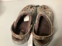 Crocs, Men's 10, Appears New