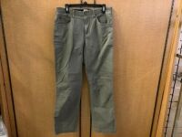Red Head Men's Pants, 33x32, Appears New