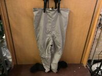 Premium Breathable Stocking Foot Waders, Medium, Untested, Appears New