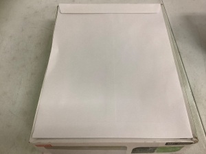 Staples 10x13 Gummed Envelopes, Appears New