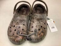 Crocs, Men's 9, Appears New