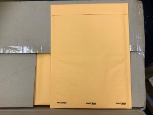Box of Coastwide Bubble Mailers, 9.5x13.5, Appears New