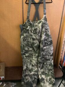 True Timber Standhunter Bib, 2XL, Appears New