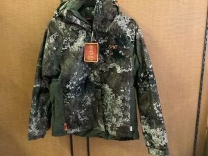 SHE Insulated Waterproof Jacket, Medium, Ecommerce Return