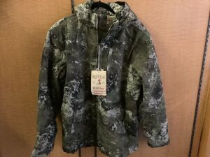 Red Head Silent Hide Men's Jacket, XLarge, Appears New