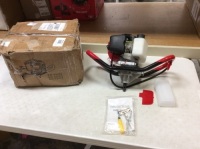 &nbsp;Post Hole Digger Gasoline Engine. Heavy Duty Eco-Friendly Auger. ED-520. Appears New