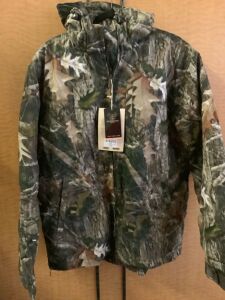 Red Head Insulated Silent Hide Men's Jacket, Large, Appears New