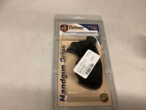 Pachmayr handgun Grip, S&W "J" Square Frame Revolver, Appears New