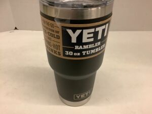 Yeti Rambler 30oz Tumbler, Broken Lid, Ecommerce Return