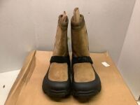 Red Head Insulated Boots, 12, Some Discoloration, Ecommerce Return