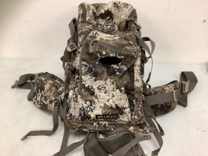 Bow & Rifle Pack, Inside Pocket Zipper is Backwards, E-Comm Return