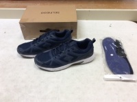 SelfieGo Mens Breathable Sneaker. Size 11. New