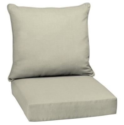 Coral Coast Classic Hinged Outdoor Deep Seating Cushion, Coastal Sage, Appears New. 