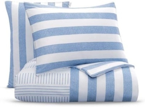 Bloomingdale's Essentials Kennedy Comforter Set, Chambray, King. Appears New.&nbsp;