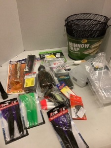 Lot of (20) Misc. Fishing Lures and Supplies, Ecommerce Return