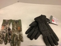 Lot of (2) Gloves, Small, Medium, Ecommerce Return