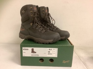 Danner Men's Boots, 9.5, Security Tag Attached, E-Commerce Return