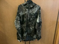 Men's Camo Jacket, XL, Appears New