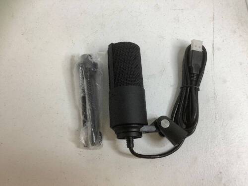 USB Microphone, Powers Up, Appears New