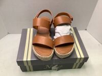 Natural Reflections Women's Sandals, 7, Ecommerce Return