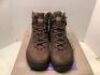 Meindi Light Hiker Men's Boots, 13, Appears New, Box Damaged