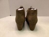 Natural Reflections Women's Booties, 11, Appears New