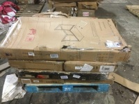 Pallet of Office&nbsp;Desks&nbsp;
