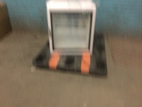 Maxx Cold&nbsp;MXM1-3.5FHC 24.3" Merchandiser Freezer, Countertop. Works. Has a Broken Hinge. Like New
