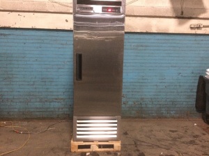 MCF-23FDHC 26.75" Single Door Energy Star Reach-In Freezer, Bottom Mount. Works. Lightly Used with Dents and Scratches