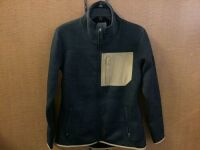 Ascend Exploration Pullover, Medium, Appears New