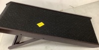 Carpeted Pet Ramp
