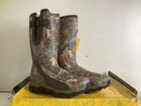 Men's Rubber Boots, 13M, Appears New