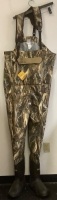 Men's Chest Waders, 11R, Appears New