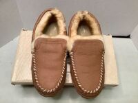 Bob Timberlake MooseHide Venetian Men's Slippers, 8, Appears New