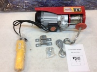 PA800 110V Micro Electric Wench/Rope Hoist. E-Commerce Return. Only Works In One Direction -For Parts & Repair.&nbsp;