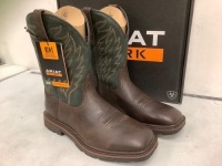 Ariat Mens Work Boots, Size 9.5EE, Appears New