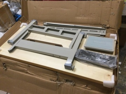 Sewing Machine Table. Unknown Condition. E-commerce Return