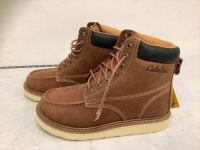 Mens Boots, Size 10M, E-Comm Return