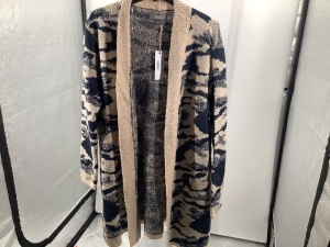 Natural Reflections Camo Cardigan, XXL, Appears New