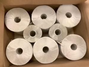 8 Rolls Paper Towels, Appears New