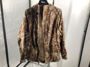 Dry Plus Men's Camo Jacket, Medium, Appears New