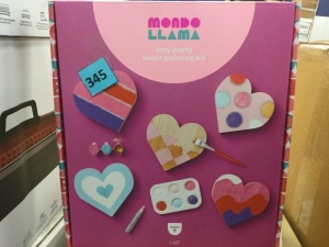 Mondo Llama Arty Party Heart Painting Kit, Appears New