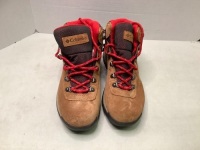 Columbia Women's Hiking Boots, 8, Ecommerce Return