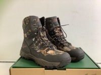 Men's Danner Boots, 10.5D, E-Commerce Return