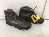 Men's Boots, 10.5EE, Appears New