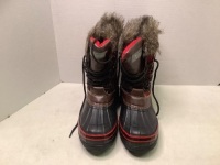 Natural Reflections Lumber Jill Boots, 8, Appears New, Box Damaged