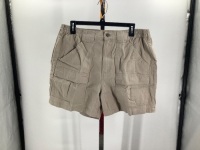 Red Head Men's Shorts, 36, Appears New